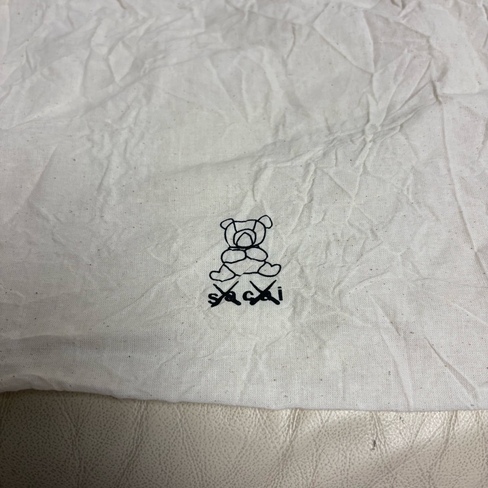 SACAI x KAWS Small Tote Bag Beige Bear 13 x 12 in - Picture 2 of 8